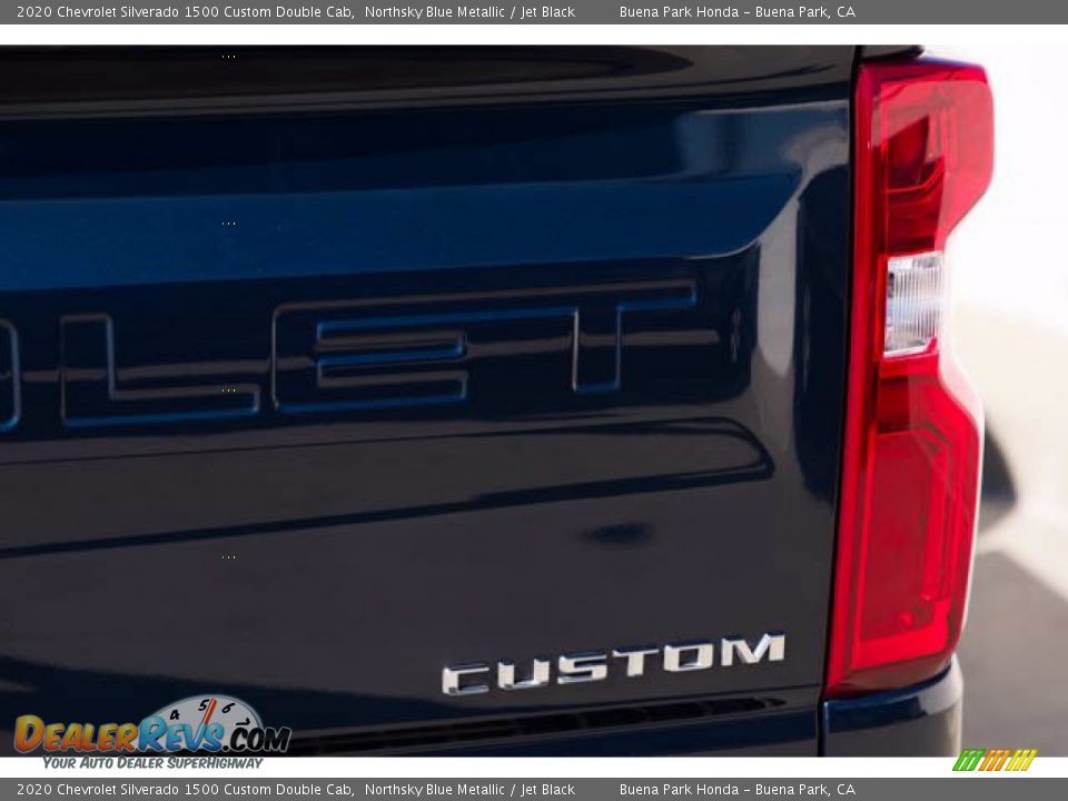 2020 Chevrolet Silverado 1500 Custom Double Cab Logo Photo #12