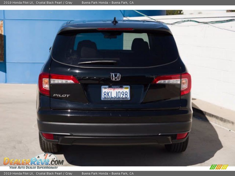 2019 Honda Pilot LX Crystal Black Pearl / Gray Photo #9