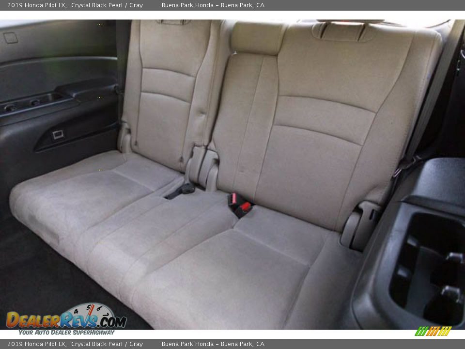 2019 Honda Pilot LX Crystal Black Pearl / Gray Photo #20