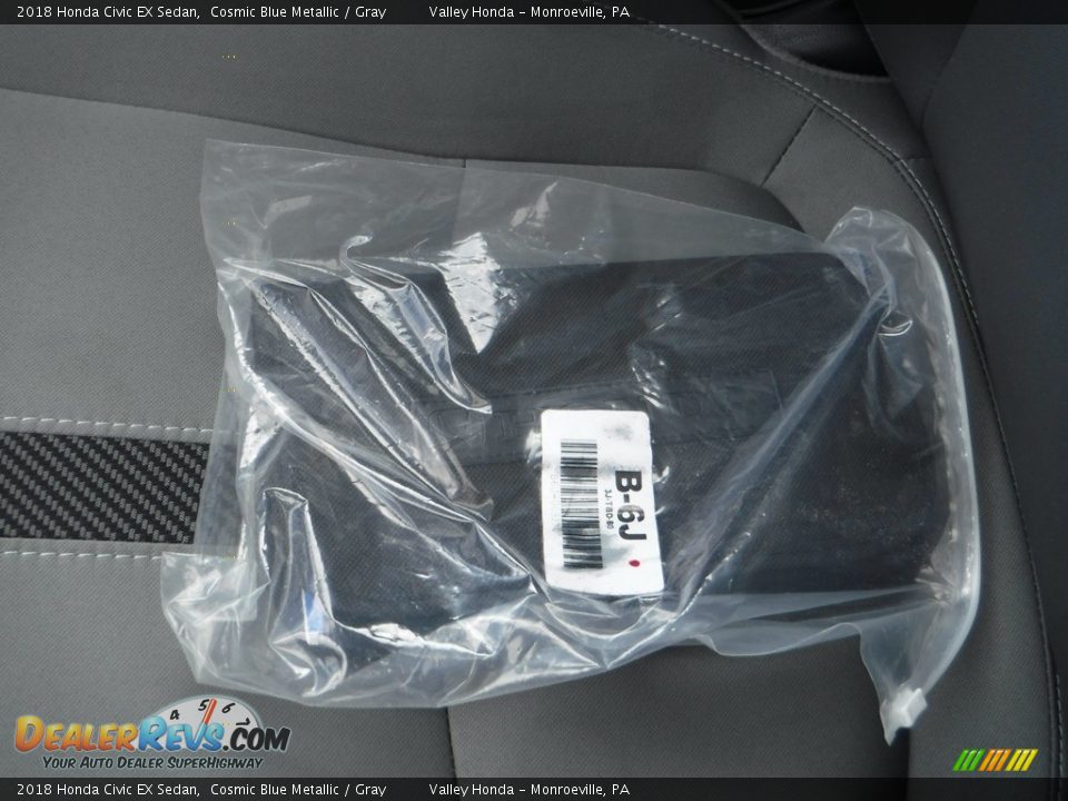 2018 Honda Civic EX Sedan Cosmic Blue Metallic / Gray Photo #24