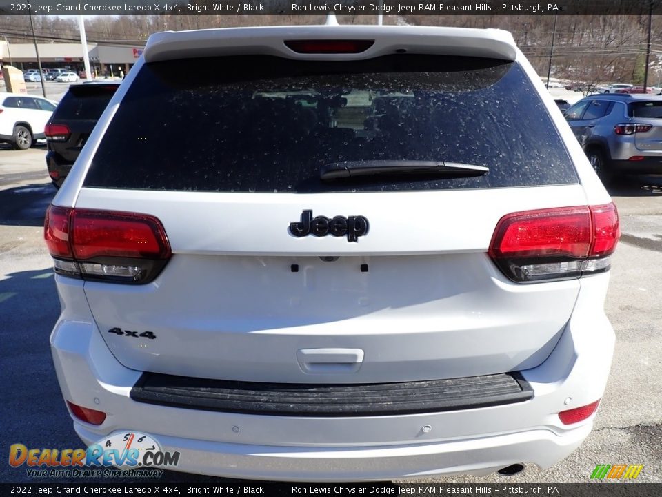 2022 Jeep Grand Cherokee Laredo X 4x4 Bright White / Black Photo #4