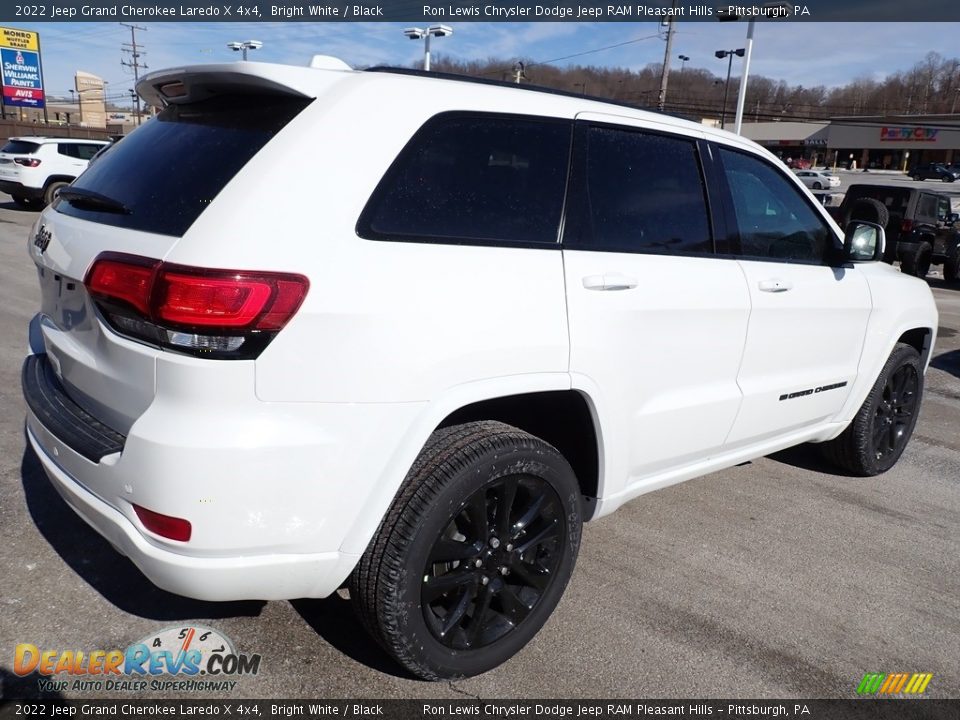 2022 Jeep Grand Cherokee Laredo X 4x4 Bright White / Black Photo #6