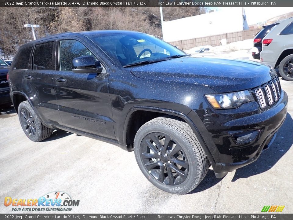 2022 Jeep Grand Cherokee Laredo X 4x4 Diamond Black Crystal Pearl / Black Photo #8