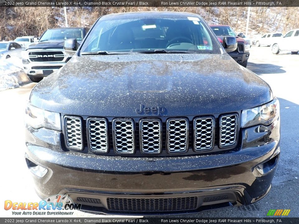 2022 Jeep Grand Cherokee Laredo X 4x4 Diamond Black Crystal Pearl / Black Photo #9