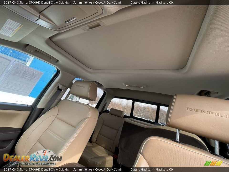 Sunroof of 2017 GMC Sierra 3500HD Denali Crew Cab 4x4 Photo #9