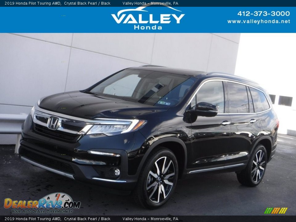 2019 Honda Pilot Touring AWD Crystal Black Pearl / Black Photo #1