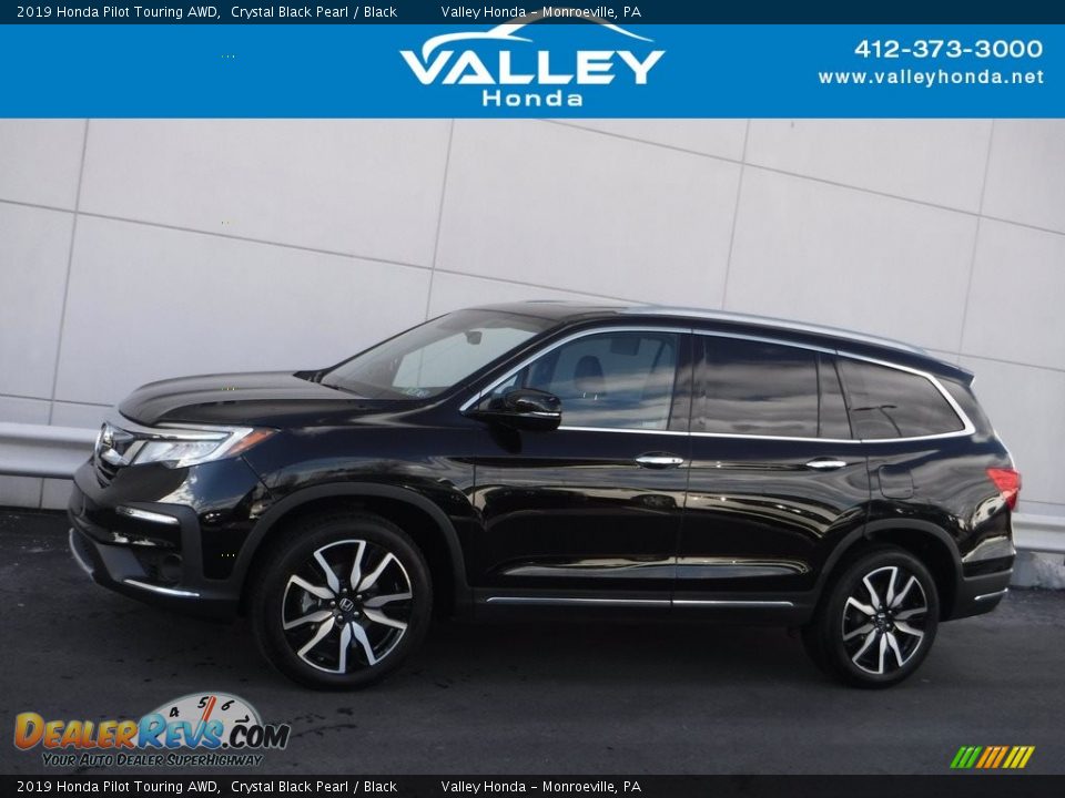 2019 Honda Pilot Touring AWD Crystal Black Pearl / Black Photo #2