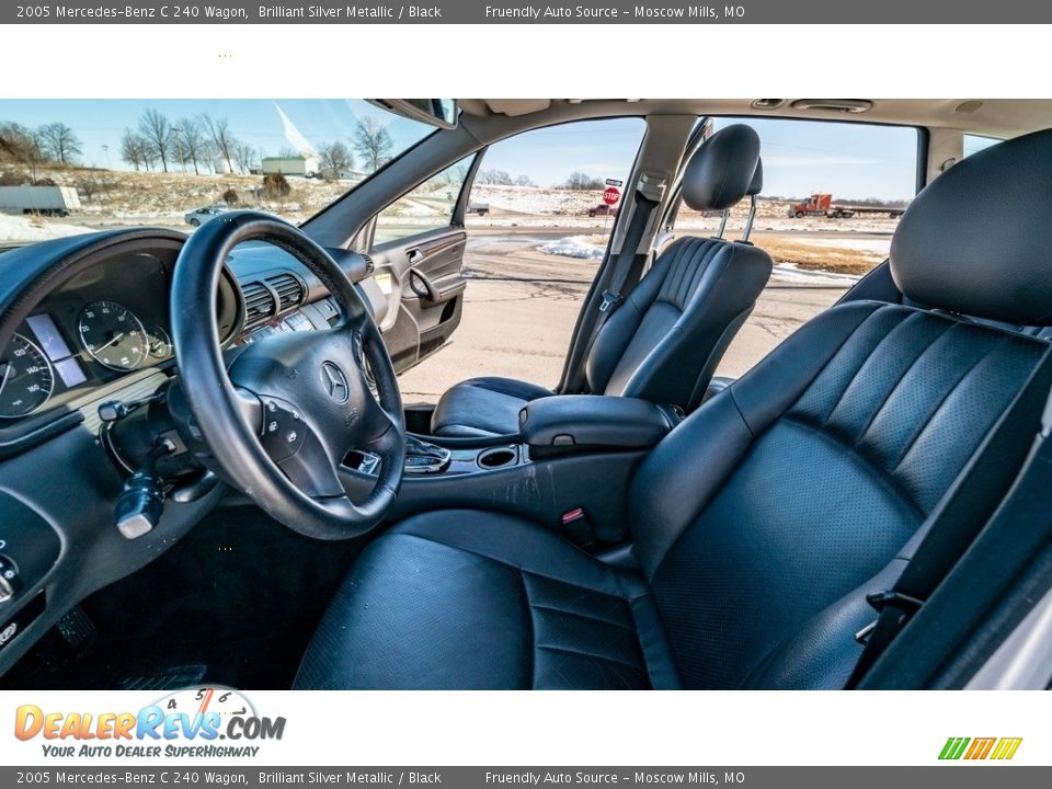 Front Seat of 2005 Mercedes-Benz C 240 Wagon Photo #18