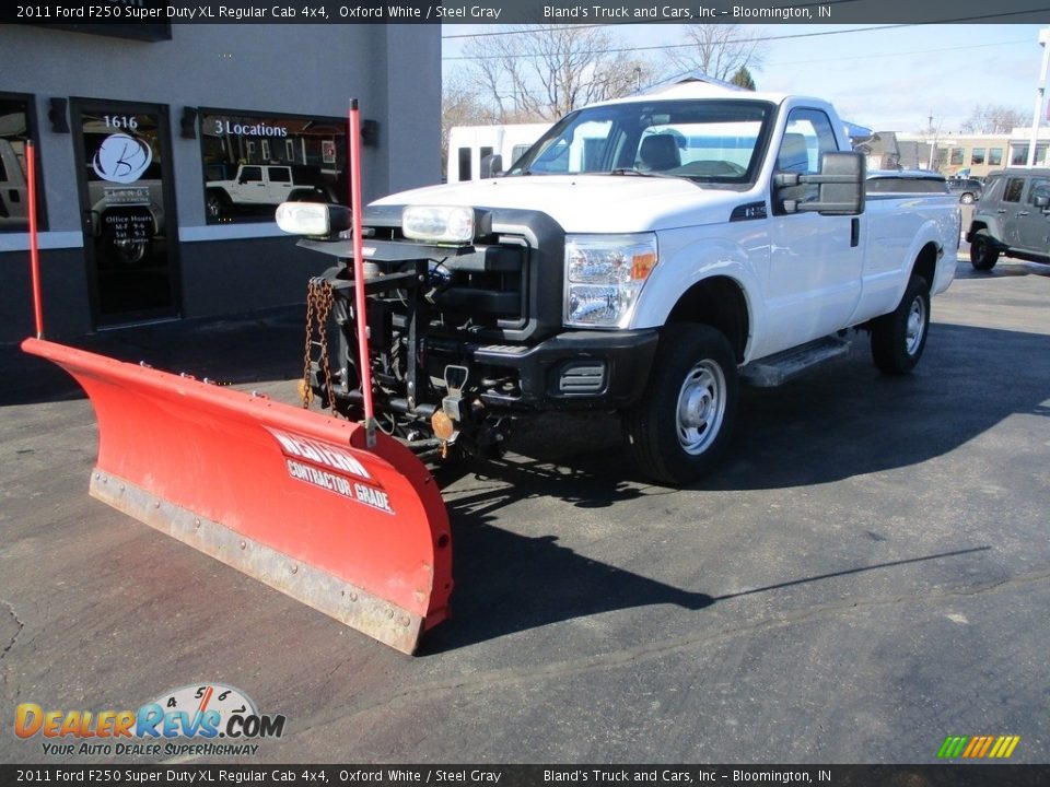 2011 Ford F250 Super Duty XL Regular Cab 4x4 Oxford White / Steel Gray Photo #2