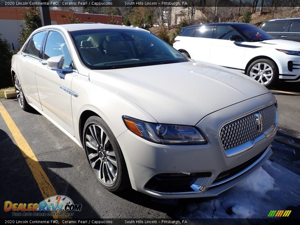 Front 3/4 View of 2020 Lincoln Continental FWD Photo #4