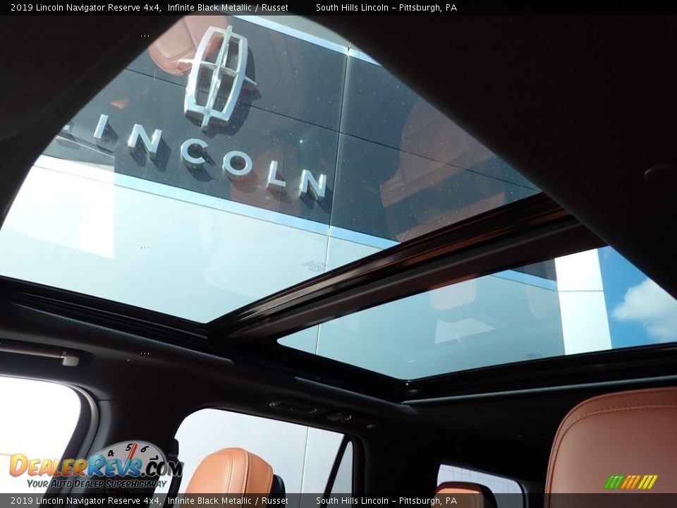 2019 Lincoln Navigator Reserve 4x4 Infinite Black Metallic / Russet Photo #20