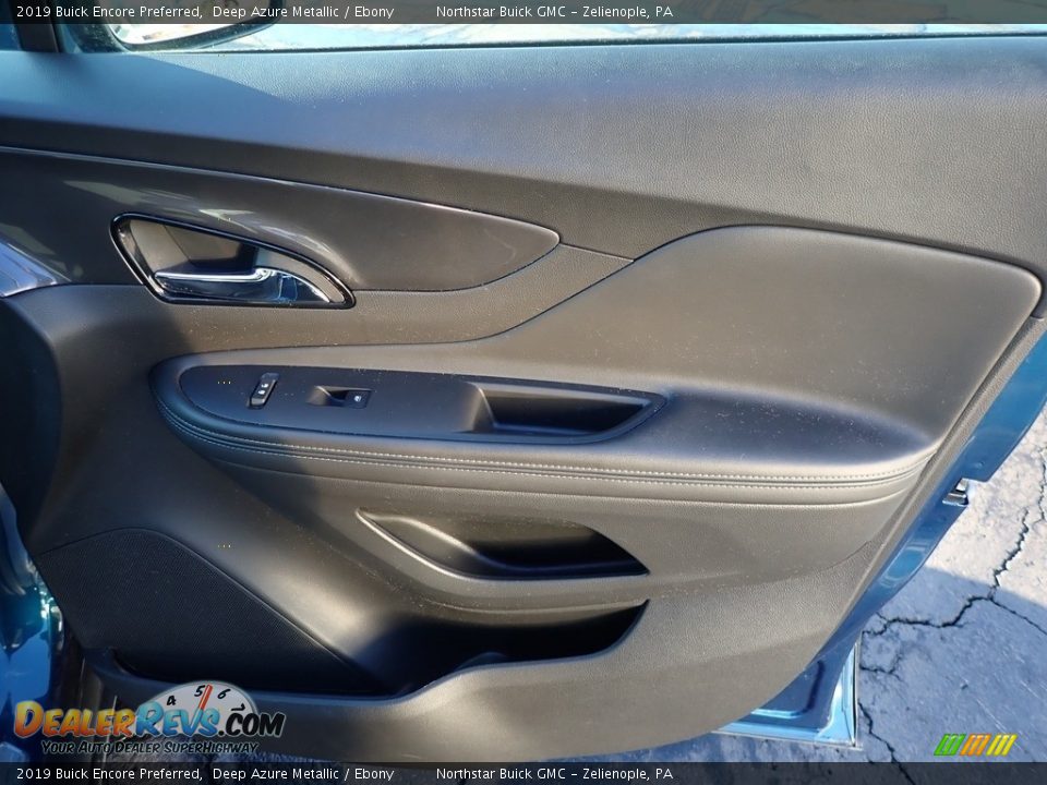 2019 Buick Encore Preferred Deep Azure Metallic / Ebony Photo #7