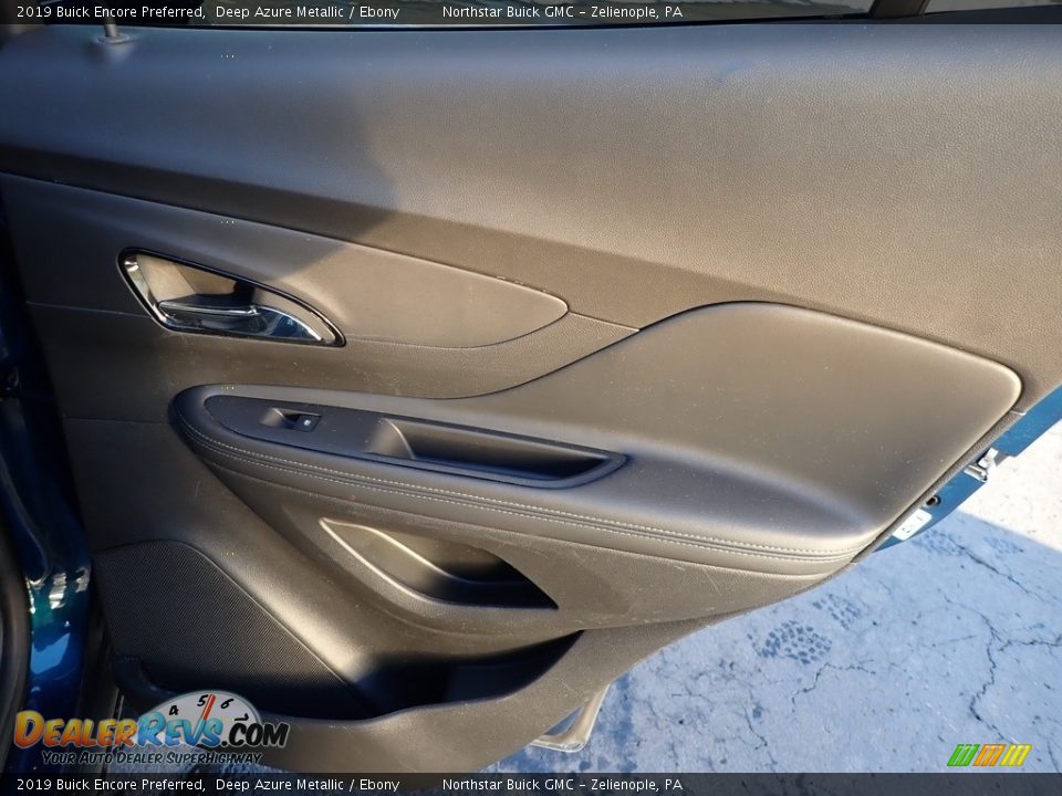 2019 Buick Encore Preferred Deep Azure Metallic / Ebony Photo #8