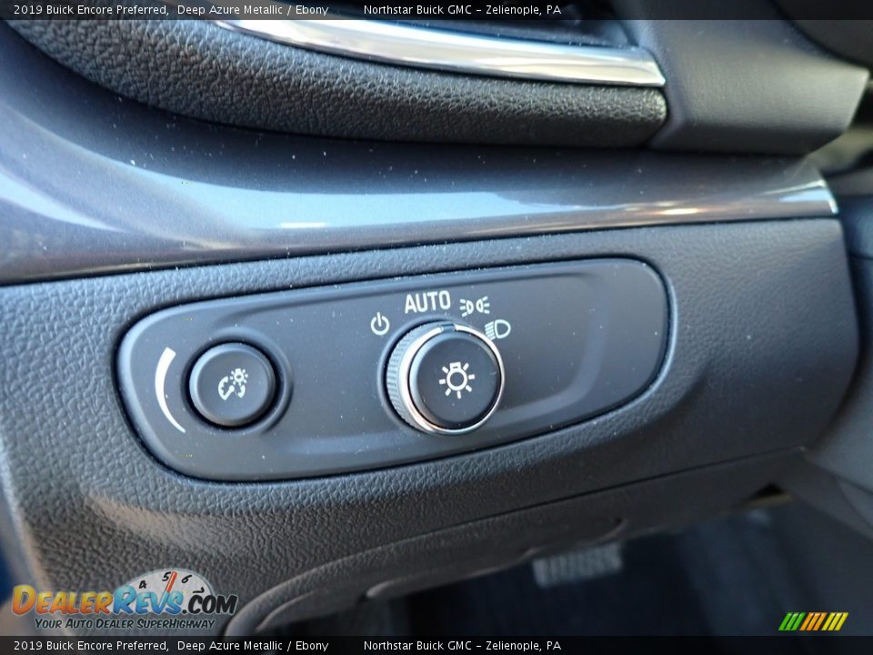 2019 Buick Encore Preferred Deep Azure Metallic / Ebony Photo #28