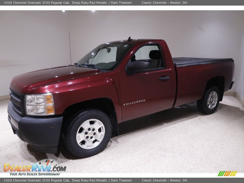 2009 Chevrolet Silverado 1500 Regular Cab Deep Ruby Red Metallic / Dark Titanium Photo #3