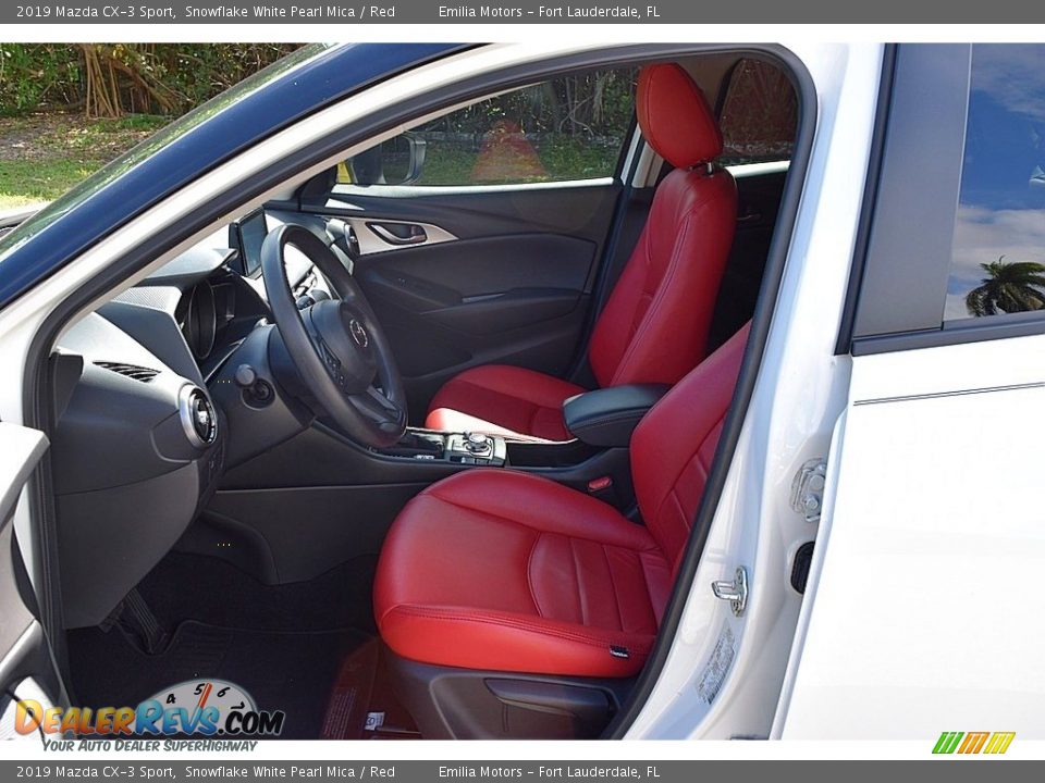 Front Seat of 2019 Mazda CX-3 Sport Photo #13