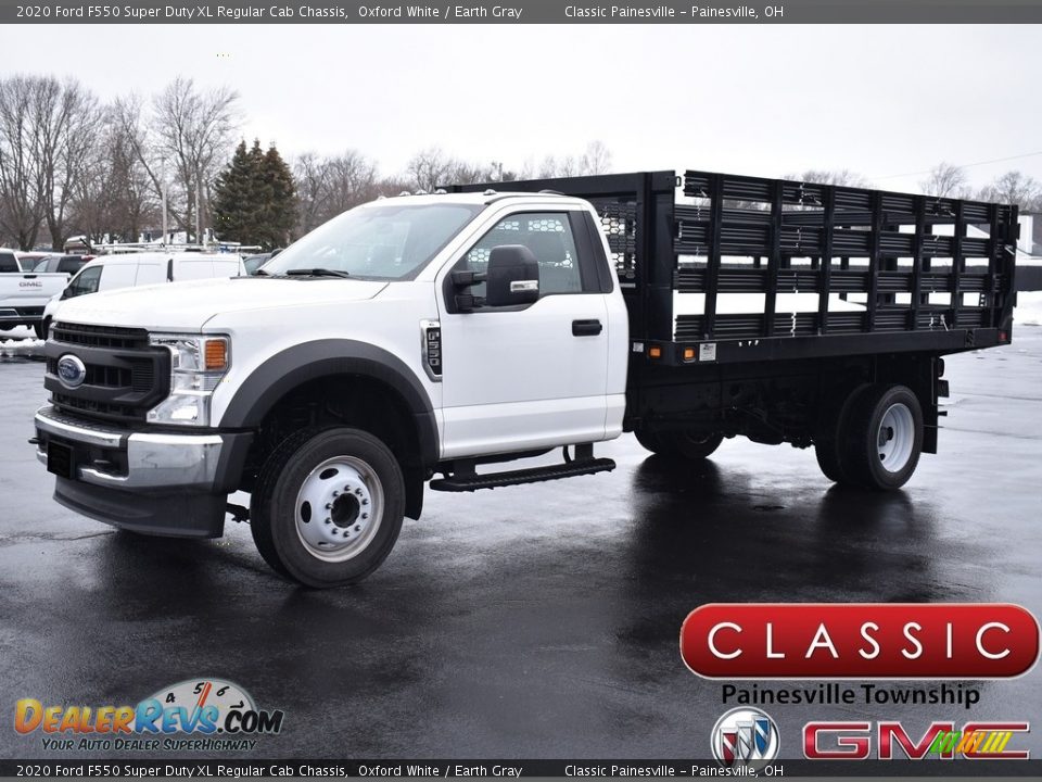 2020 Ford F550 Super Duty XL Regular Cab Chassis Oxford White / Earth Gray Photo #1