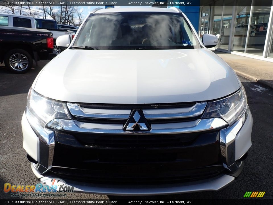 2017 Mitsubishi Outlander SEL S-AWC Diamond White Pearl / Black Photo #9