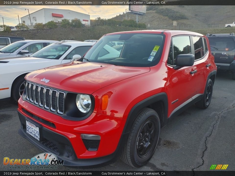 Front 3/4 View of 2019 Jeep Renegade Sport Photo #3