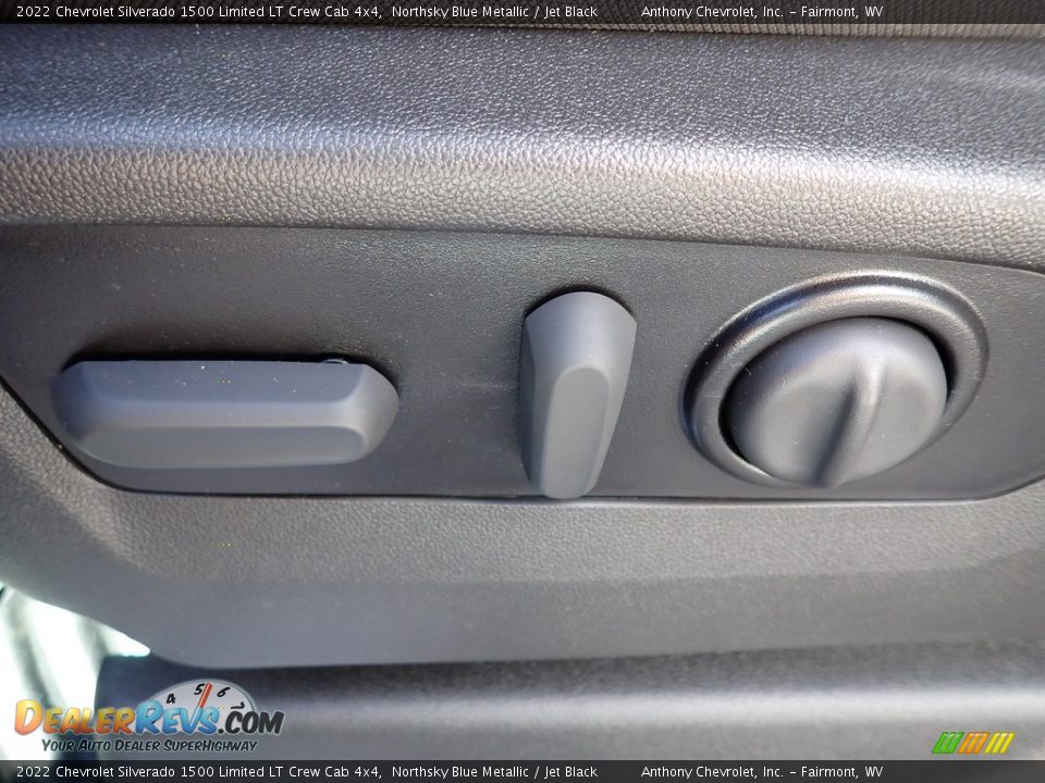 2022 Chevrolet Silverado 1500 Limited LT Crew Cab 4x4 Northsky Blue Metallic / Jet Black Photo #16