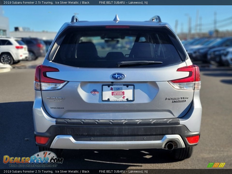 2019 Subaru Forester 2.5i Touring Ice Silver Metallic / Black Photo #22