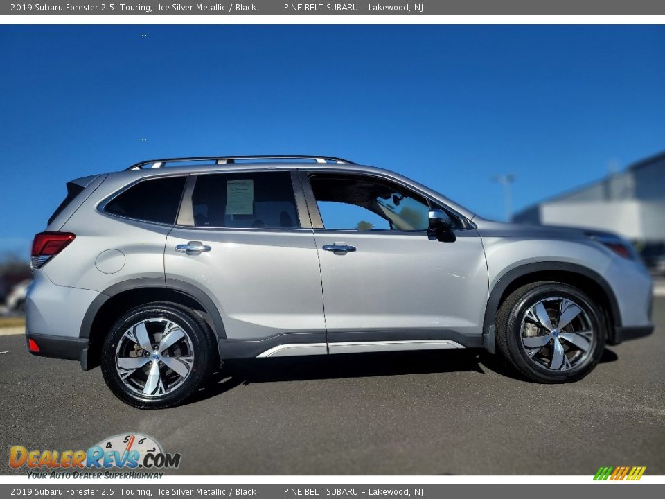 2019 Subaru Forester 2.5i Touring Ice Silver Metallic / Black Photo #24