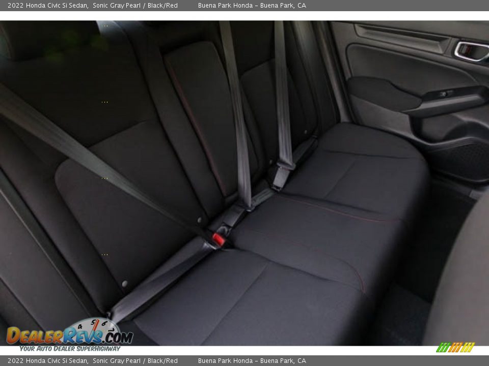 Rear Seat of 2022 Honda Civic Si Sedan Photo #26