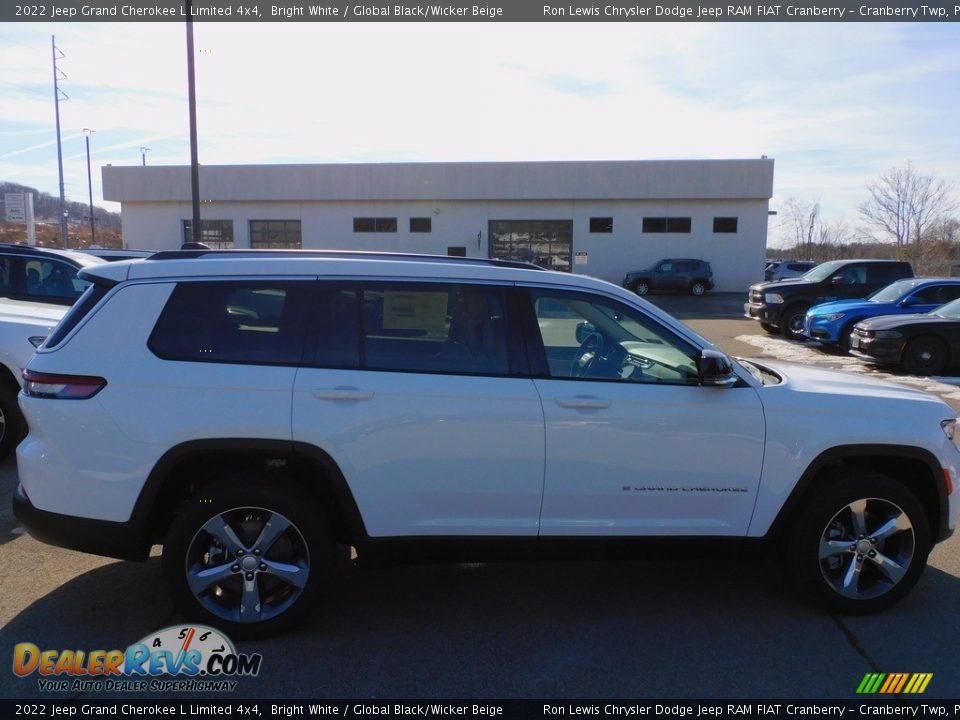 2022 Jeep Grand Cherokee L Limited 4x4 Bright White / Global Black/Wicker Beige Photo #4