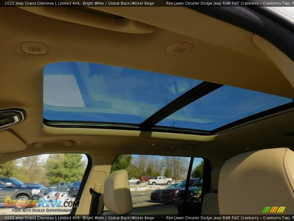 2022 Jeep Grand Cherokee L Limited 4x4 Bright White / Global Black/Wicker Beige Photo #16
