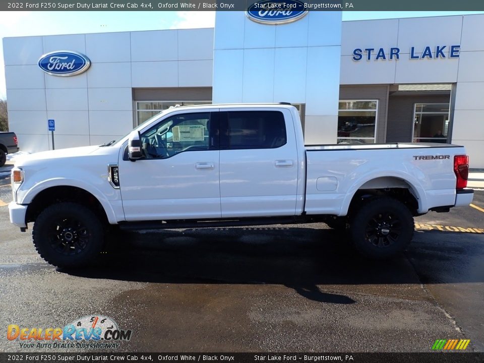 2022 Ford F250 Super Duty Lariat Crew Cab 4x4 Oxford White / Black Onyx Photo #2