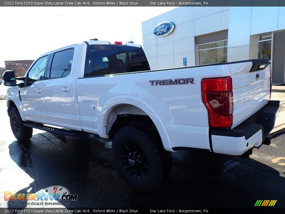 2022 Ford F250 Super Duty Lariat Crew Cab 4x4 Oxford White / Black Onyx Photo #3