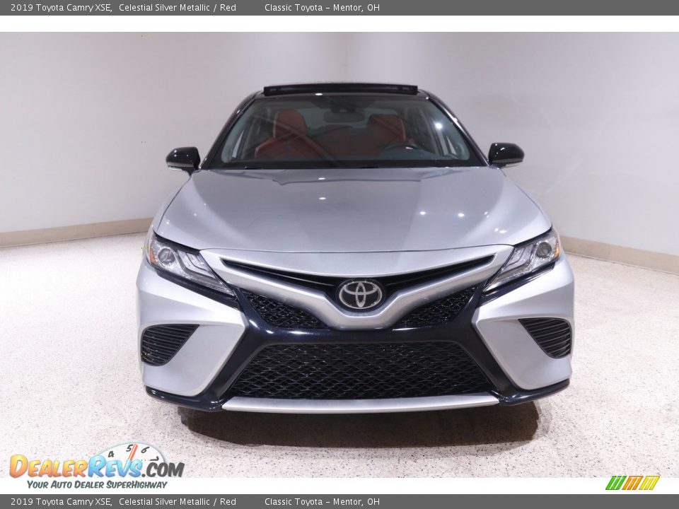 2019 Toyota Camry XSE Celestial Silver Metallic / Red Photo #2