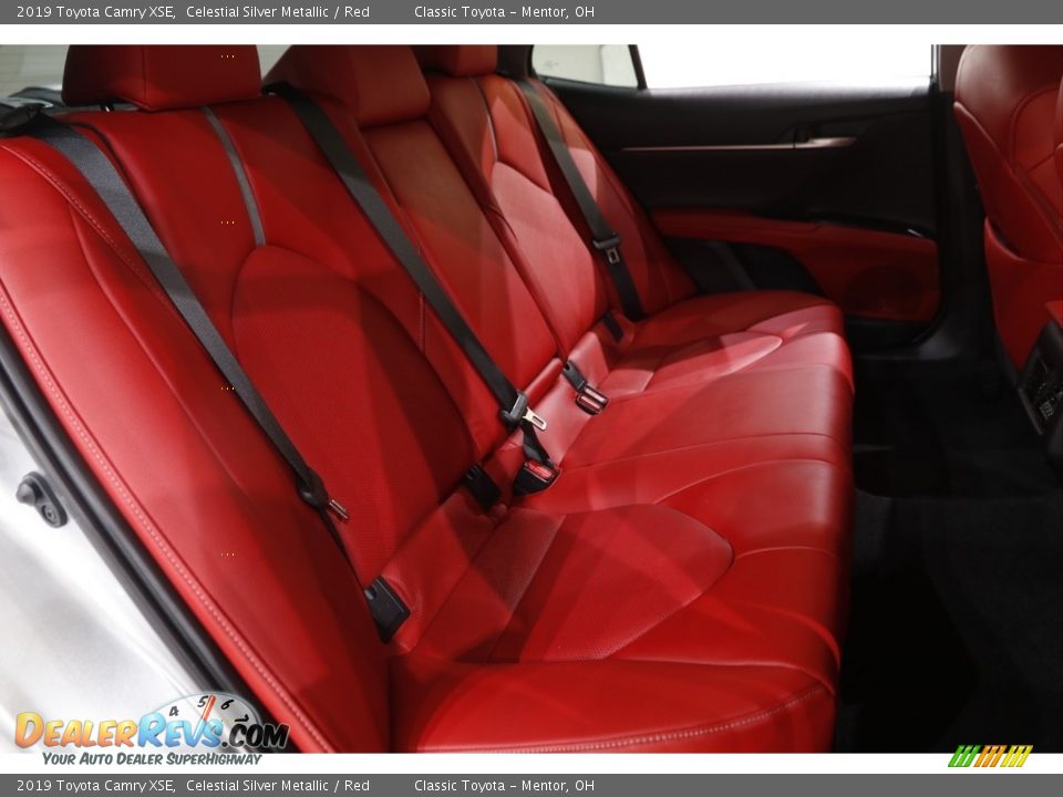 2019 Toyota Camry XSE Celestial Silver Metallic / Red Photo #16