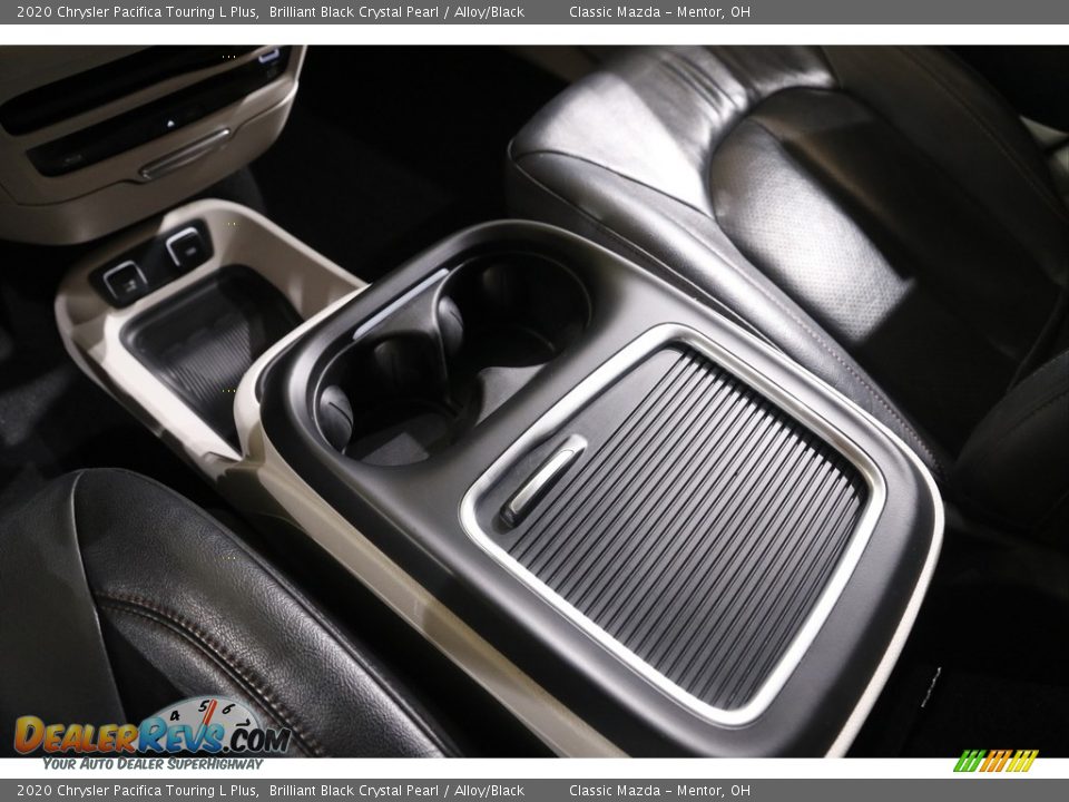 2020 Chrysler Pacifica Touring L Plus Brilliant Black Crystal Pearl / Alloy/Black Photo #18