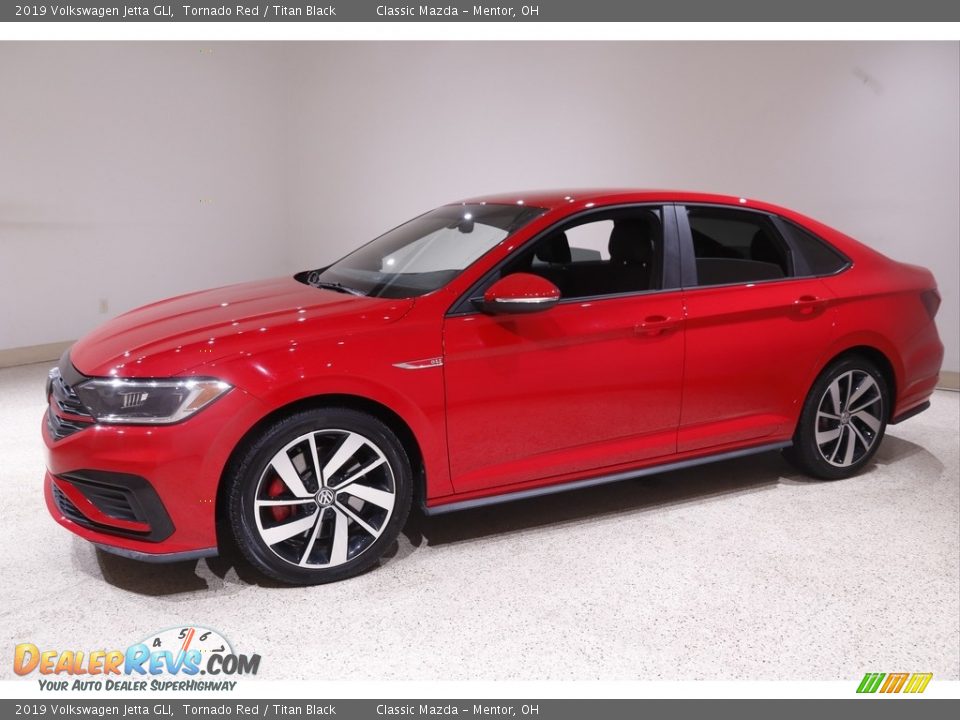 Tornado Red 2019 Volkswagen Jetta GLI Photo #3
