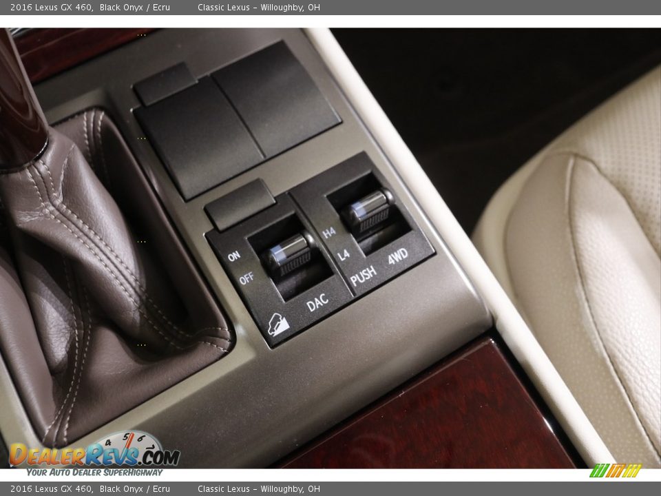Controls of 2016 Lexus GX 460 Photo #16