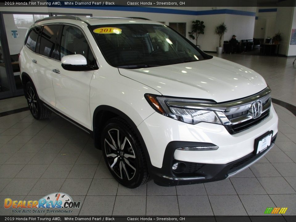 2019 Honda Pilot Touring AWD White Diamond Pearl / Black Photo #3