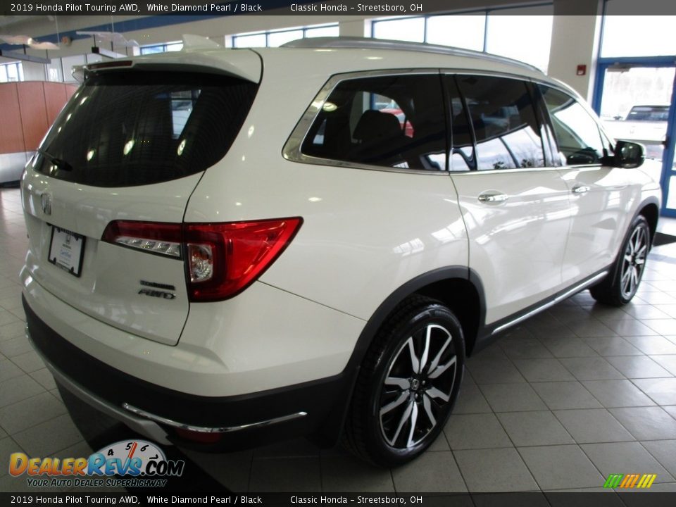 2019 Honda Pilot Touring AWD White Diamond Pearl / Black Photo #7