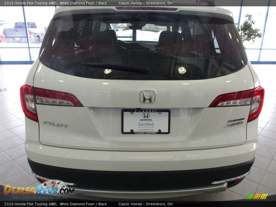 2019 Honda Pilot Touring AWD White Diamond Pearl / Black Photo #8