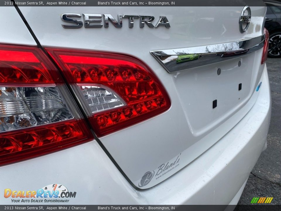 2013 Nissan Sentra SR Aspen White / Charcoal Photo #27