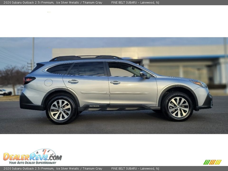 2020 Subaru Outback 2.5i Premium Ice Silver Metallic / Titanium Gray Photo #21