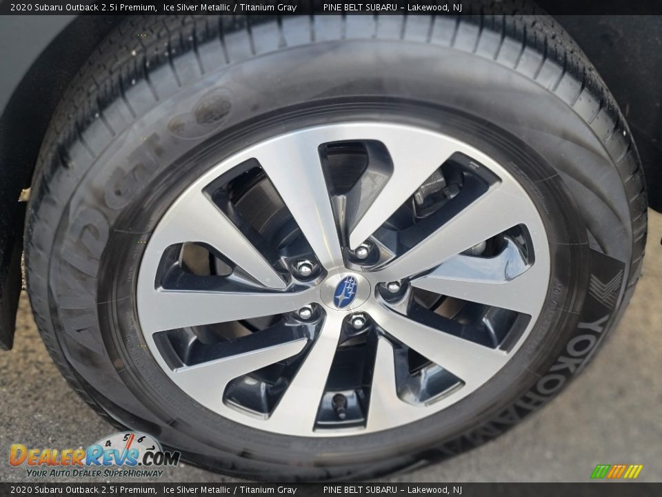 2020 Subaru Outback 2.5i Premium Ice Silver Metallic / Titanium Gray Photo #30