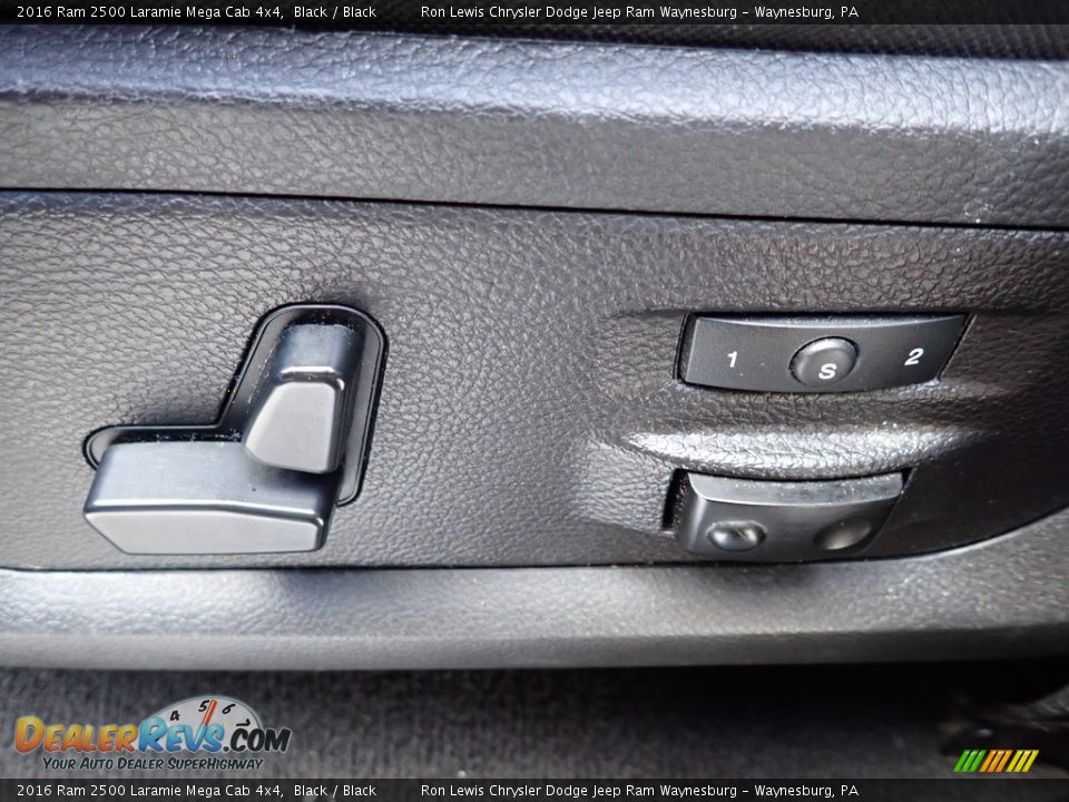 2016 Ram 2500 Laramie Mega Cab 4x4 Black / Black Photo #15