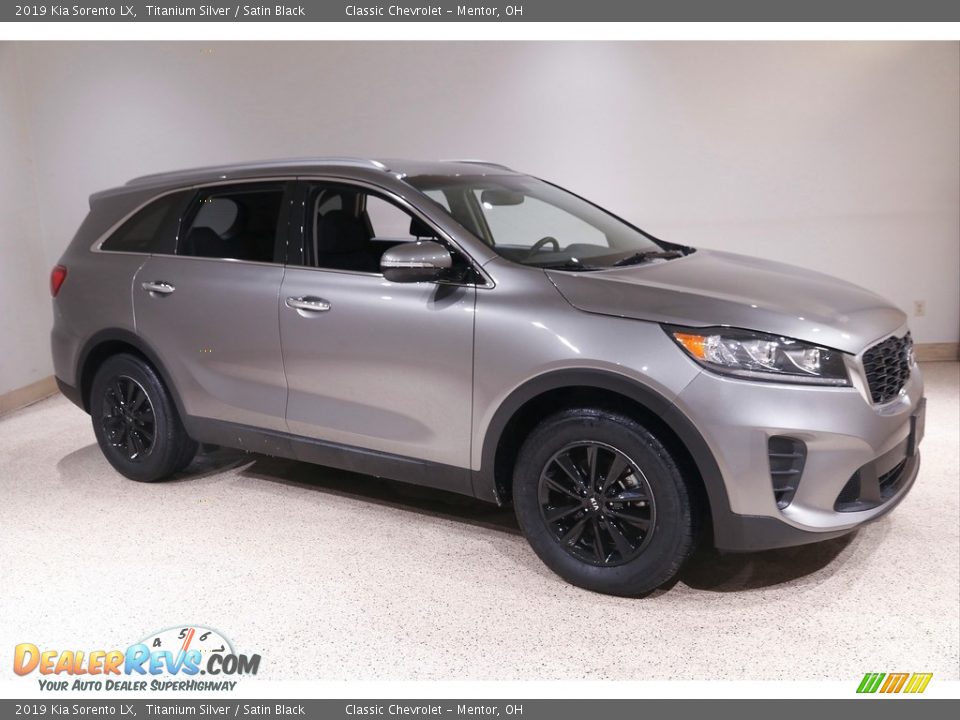 2019 Kia Sorento LX Titanium Silver / Satin Black Photo #1