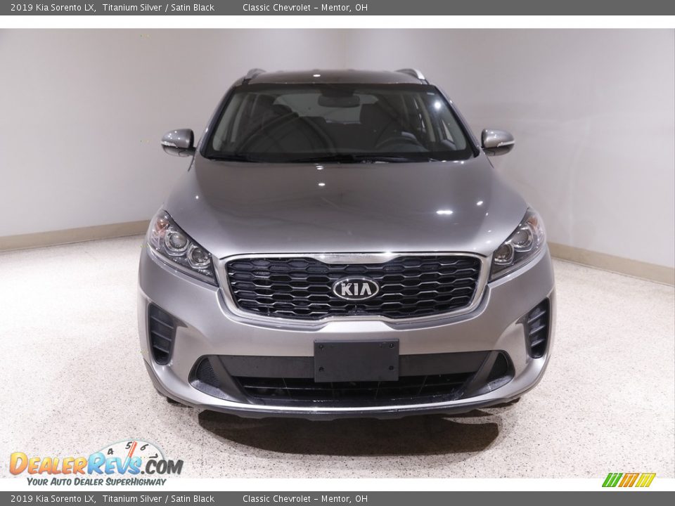 2019 Kia Sorento LX Titanium Silver / Satin Black Photo #2