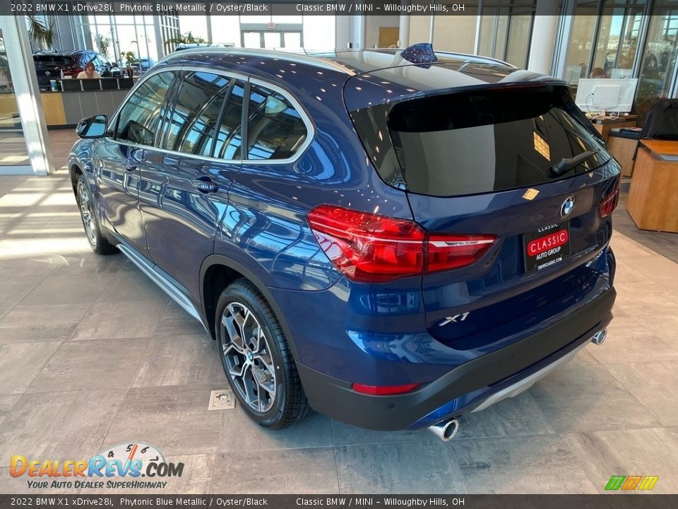 2022 BMW X1 xDrive28i Phytonic Blue Metallic / Oyster/Black Photo #2