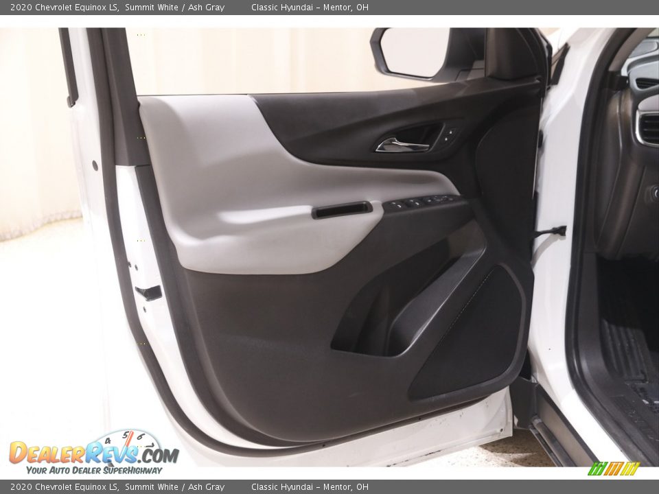 2020 Chevrolet Equinox LS Summit White / Ash Gray Photo #4