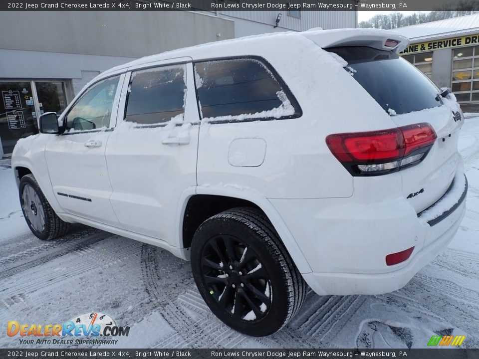 2022 Jeep Grand Cherokee Laredo X 4x4 Bright White / Black Photo #3