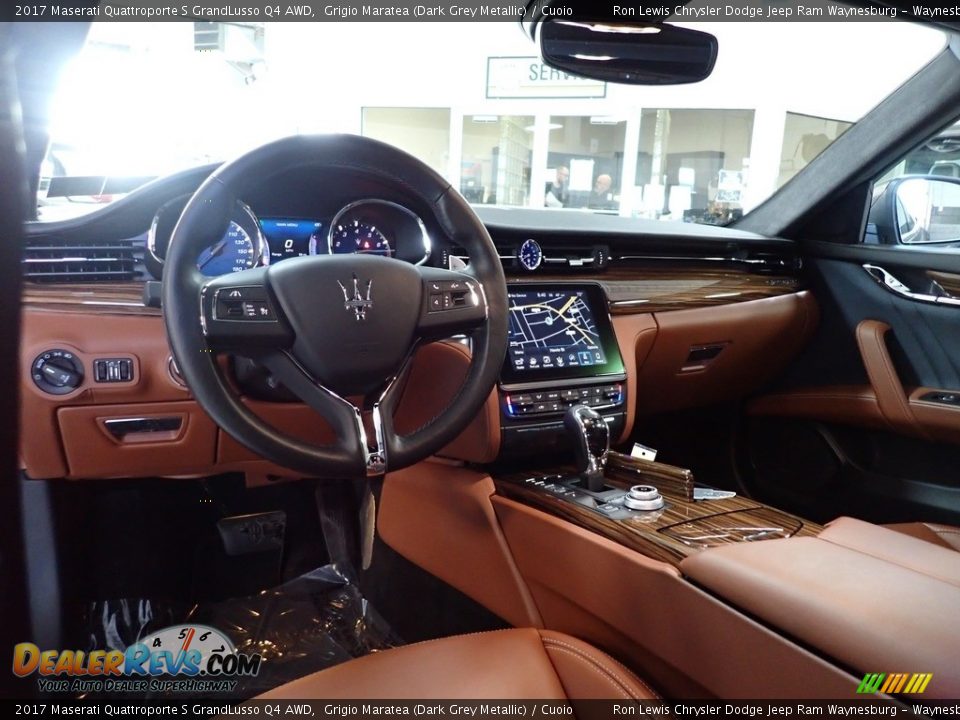 Front Seat of 2017 Maserati Quattroporte S GrandLusso Q4 AWD Photo #13