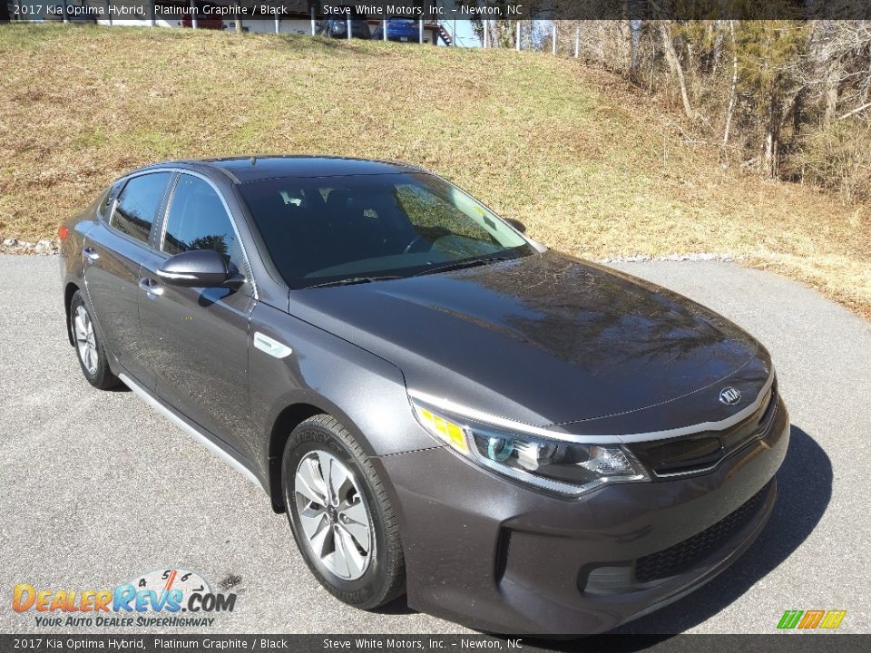 Front 3/4 View of 2017 Kia Optima Hybrid Photo #4